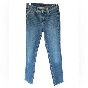 Stylish Blue Straight Leg Women's Jeans